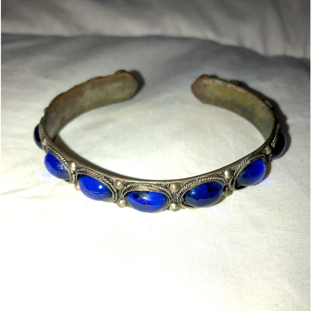 Vintage/ Medieval Blue stone bracelet.